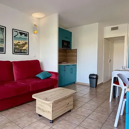 2 Pieces A Avec Piscine - Fr-1-225-831 Apartment *